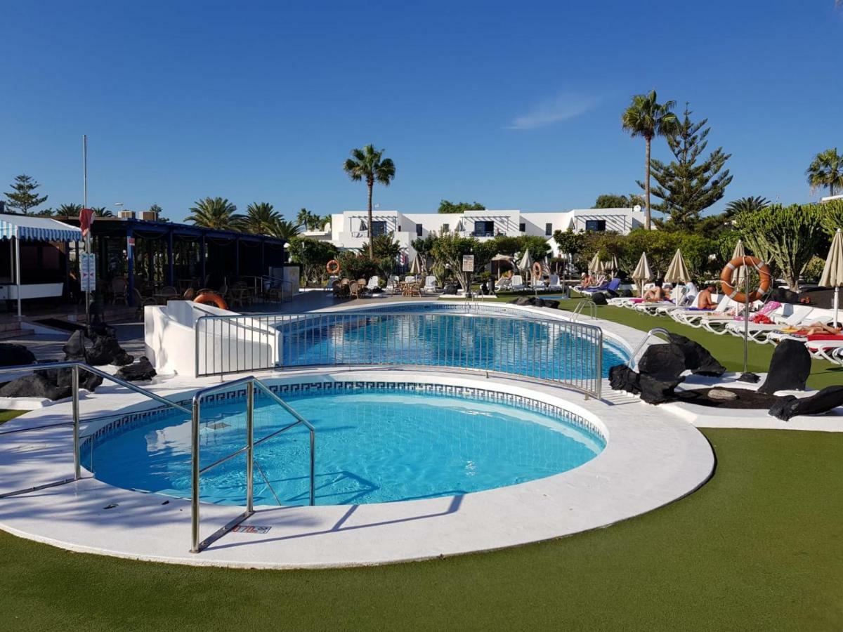 Апартаменты Avenue Puerto Del Carmen Пуэрто дель Кармен Экстерьер фото